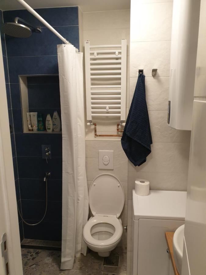 Appartamento Tito Lux Belgrado Esterno foto