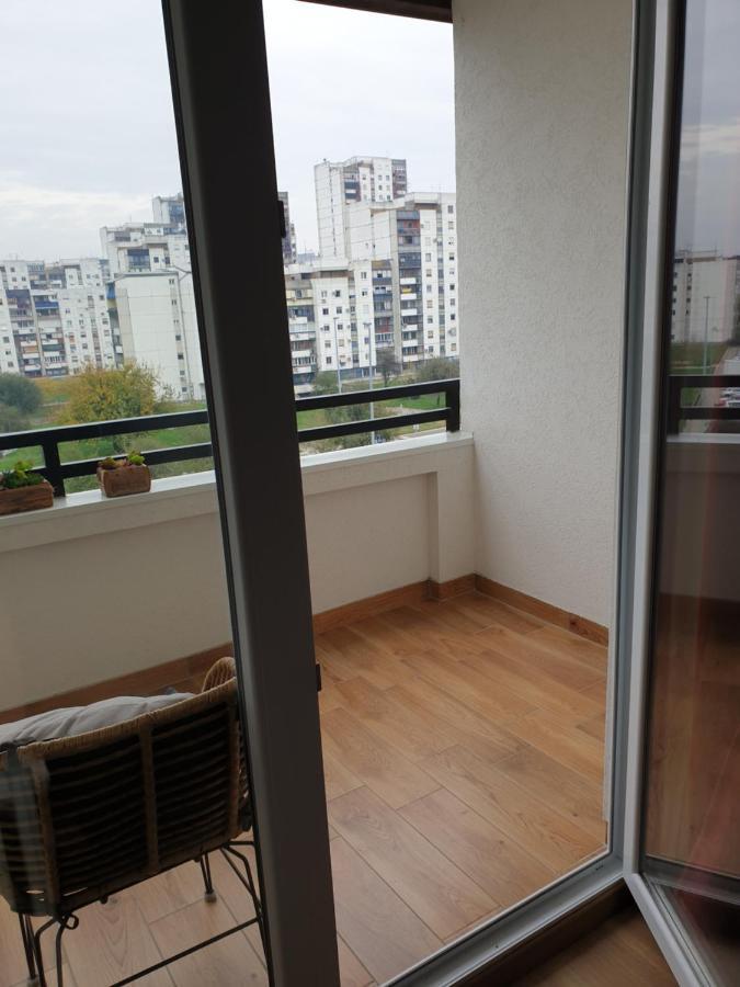 Appartamento Tito Lux Belgrado Esterno foto
